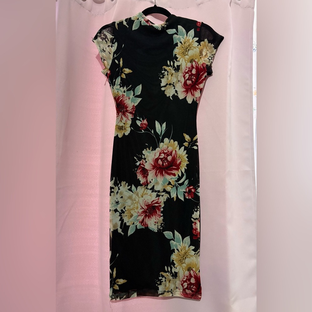 Floral Black Dress. Size small.